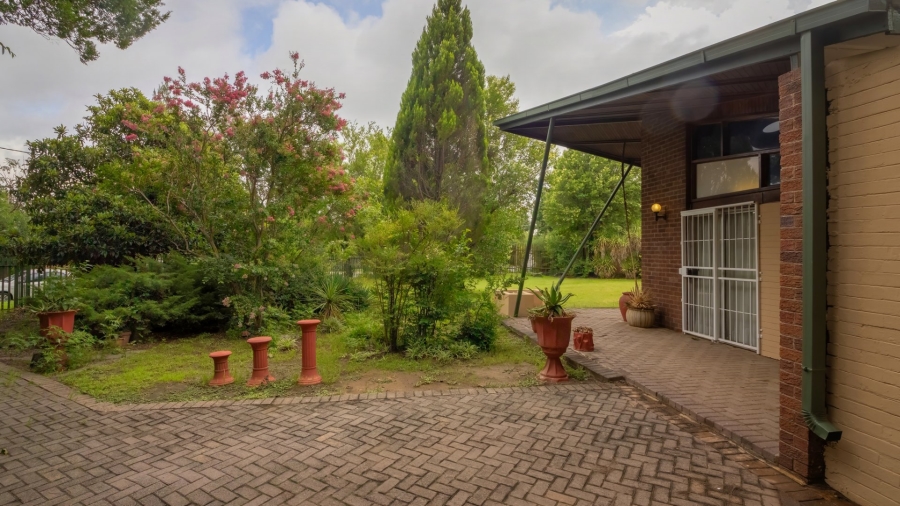 4 Bedroom Property for Sale in Wilgenhof Free State